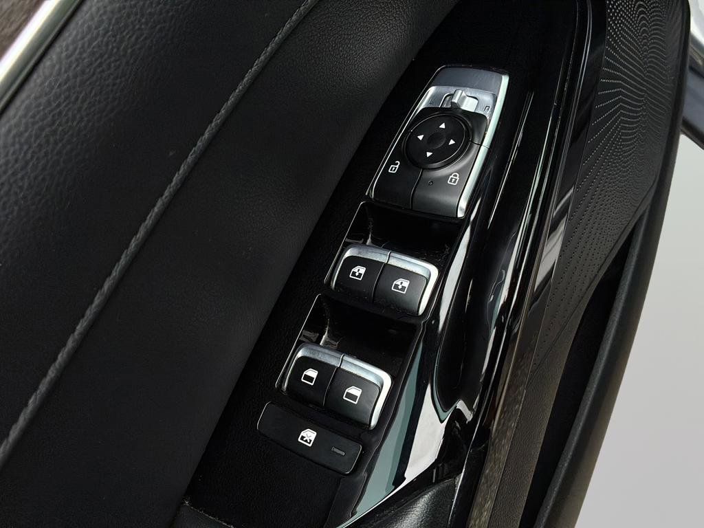 Used 2021 Kia K5 EX FWD image 12