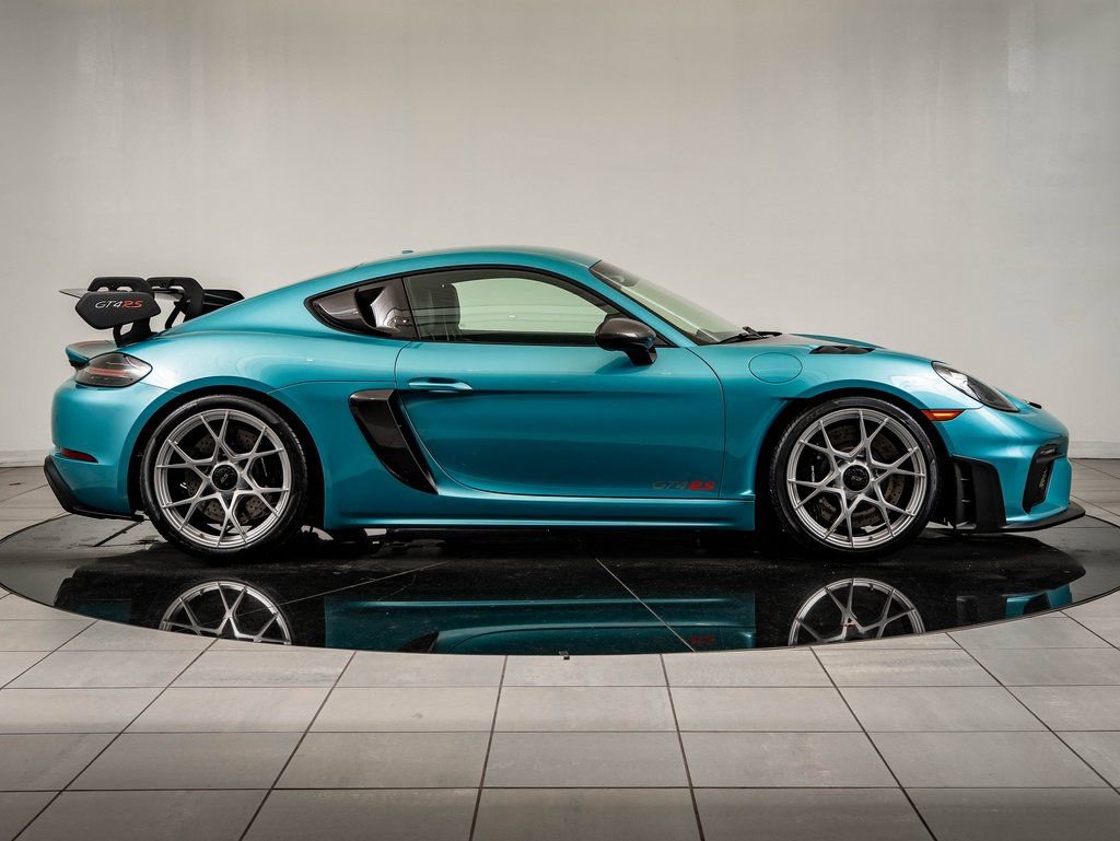Certified 2024 Porsche 718 Cayman GT4 RS w/ Weissach Package RWD image 8