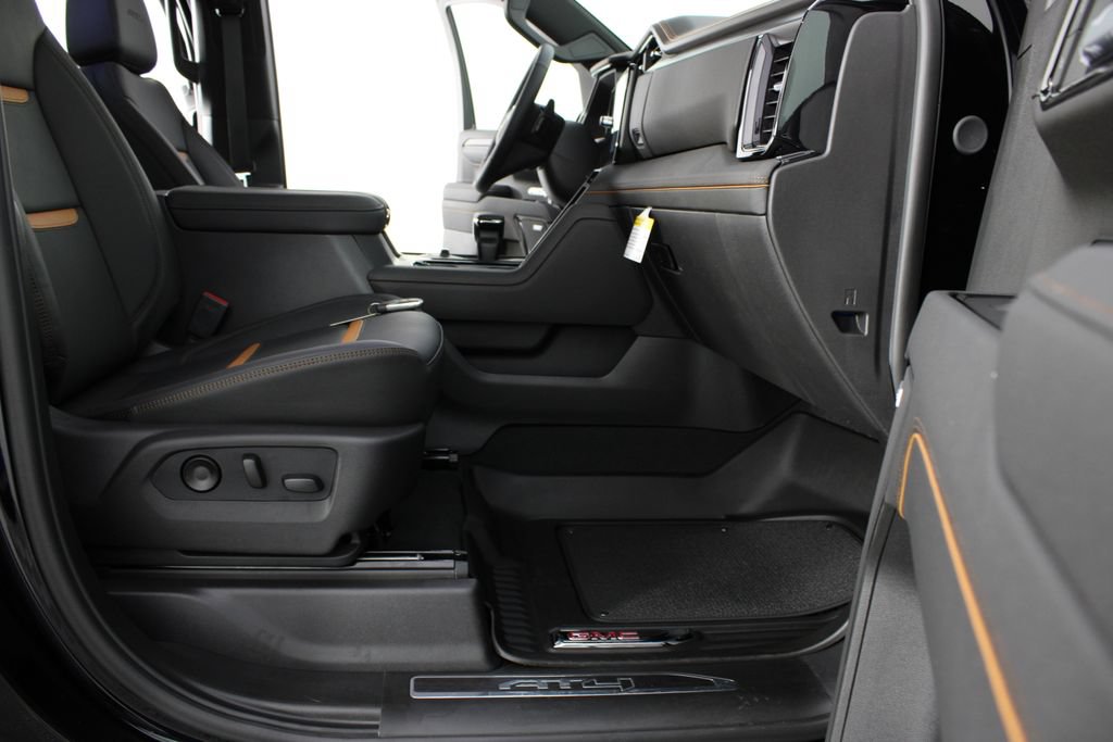 New 2026 GMC Sierra 1500 AT4 w/ AT4 Premium Package AWD/4WD image 26