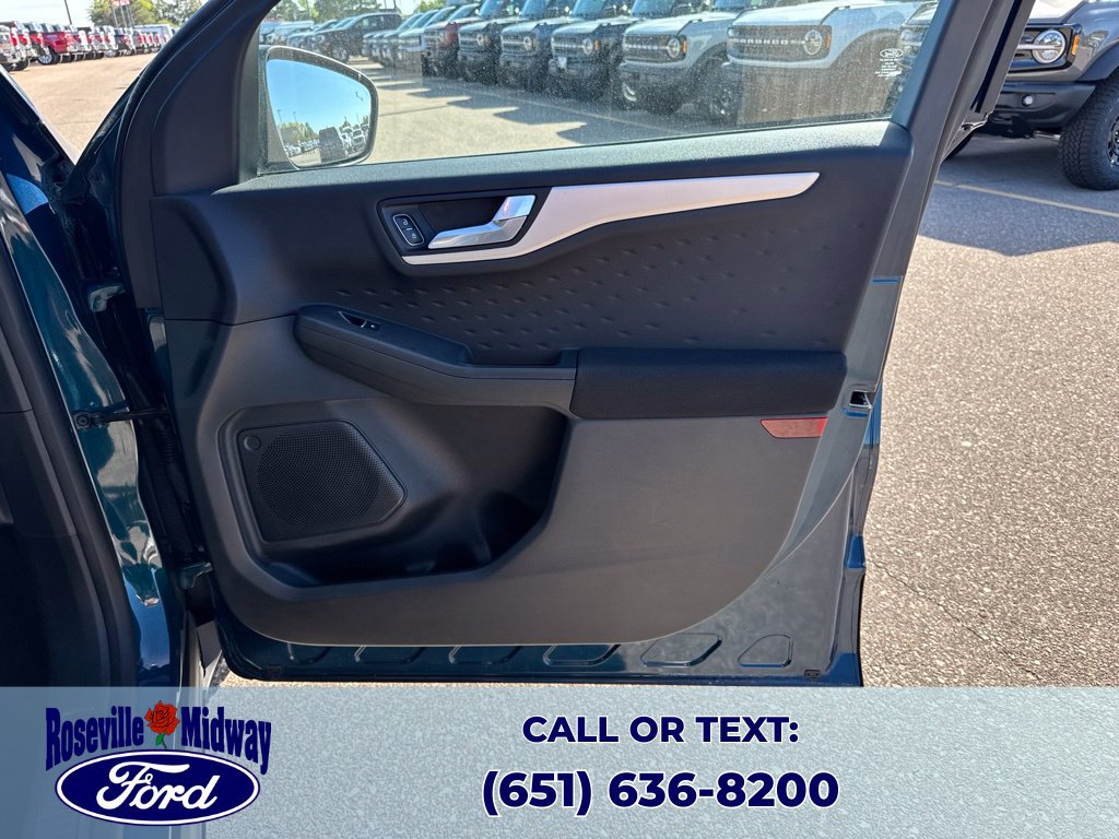 Used 2020 Ford Escape SE AWD/4WD image 34