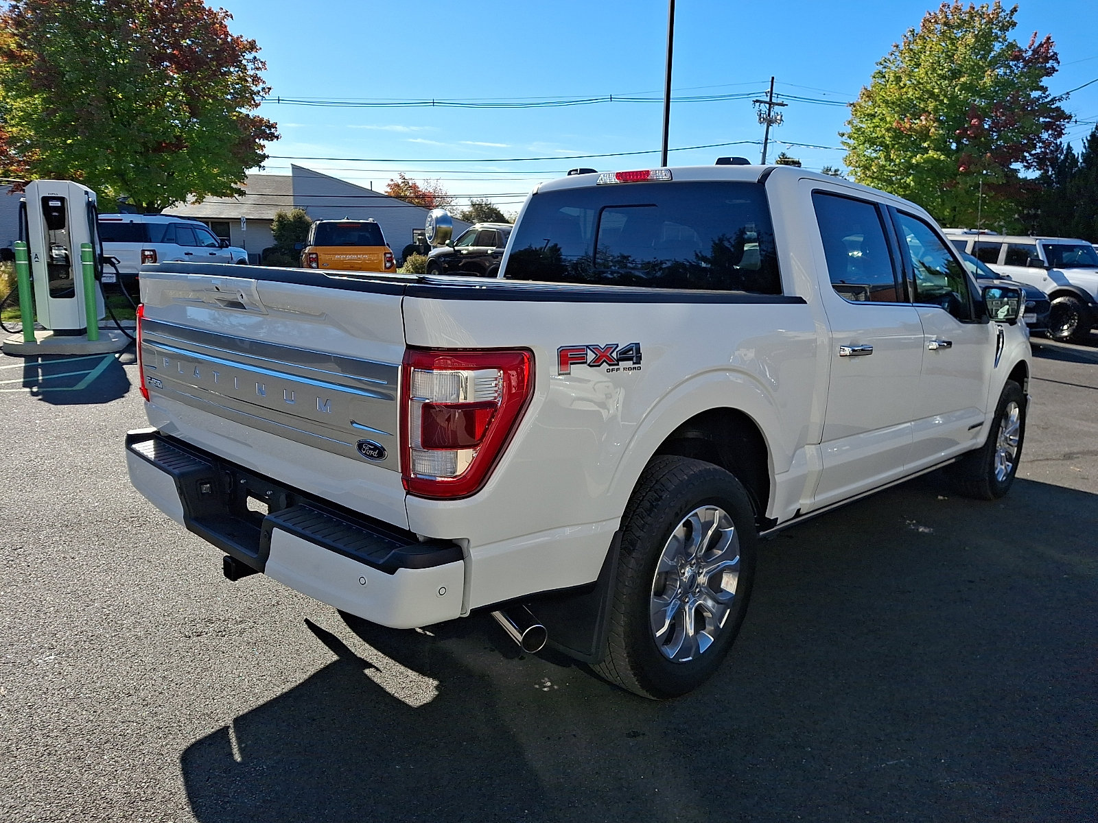 Certified 2023 Ford F150 Platinum w/ Equipment Group 701A High AWD/4WD image 5