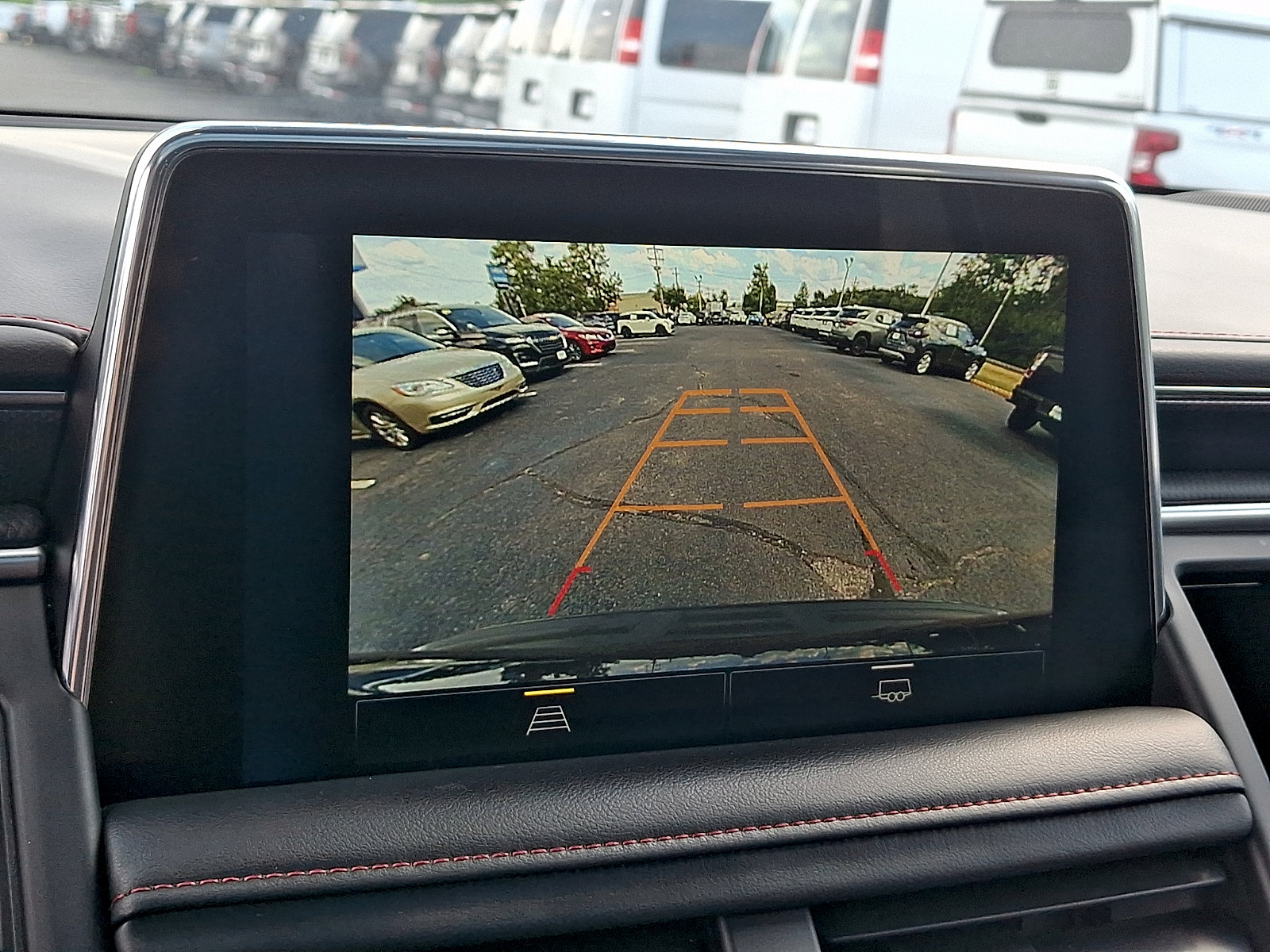 Certified 2023 Chevrolet Suburban RST AWD/4WD image 18