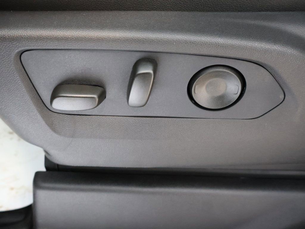 New 2026 GMC Sierra 1500 AT4 w/ AT4 Premium Package image 16