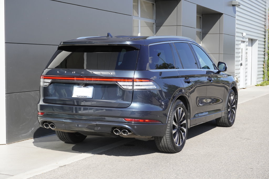 Used 2020 Lincoln Aviator Black Label Grand Touring w/ Class IV Trailer Tow Package AWD/4WD image 2