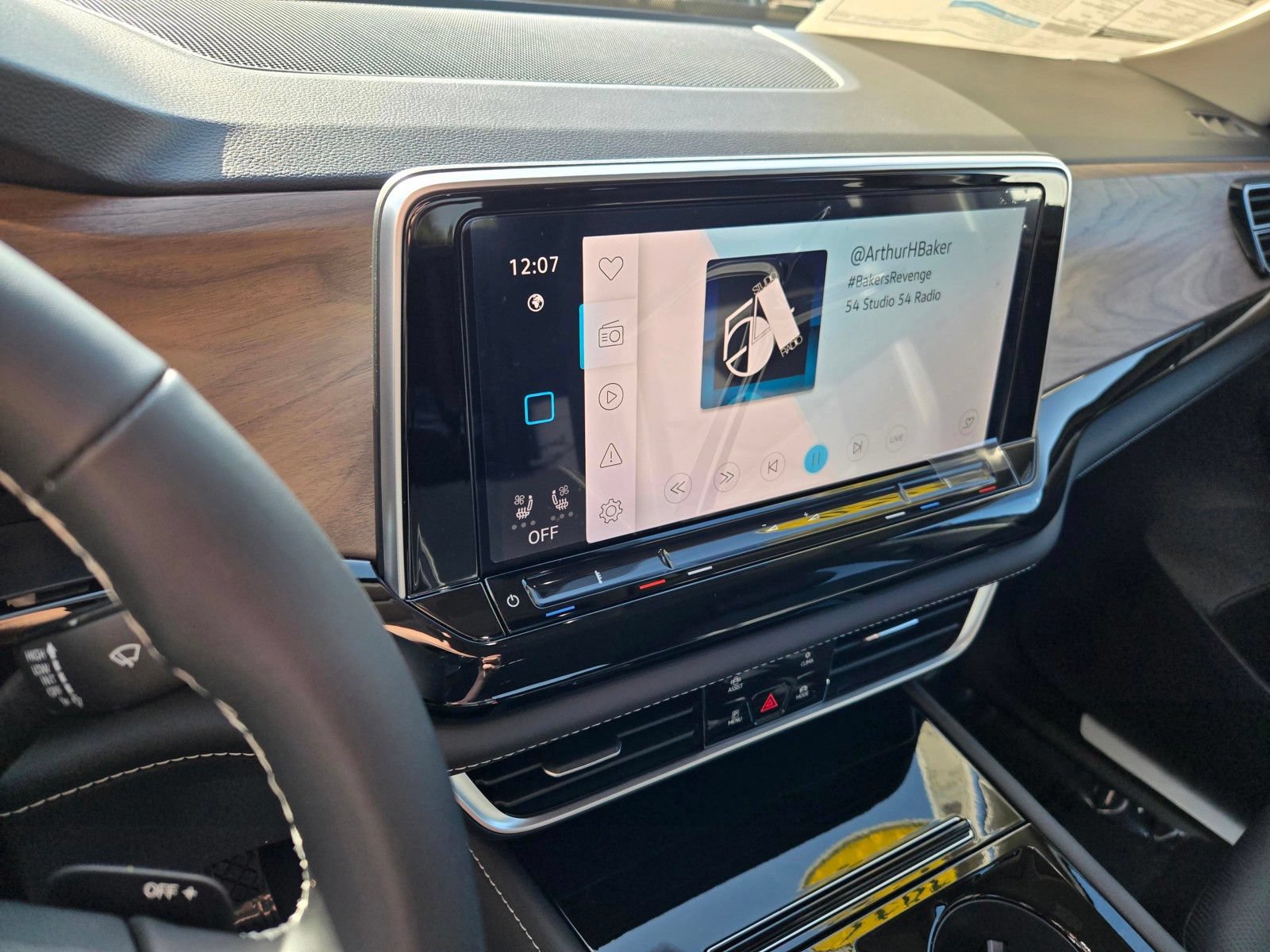 New 2026 Volkswagen Atlas SE AWD/4WD image 11