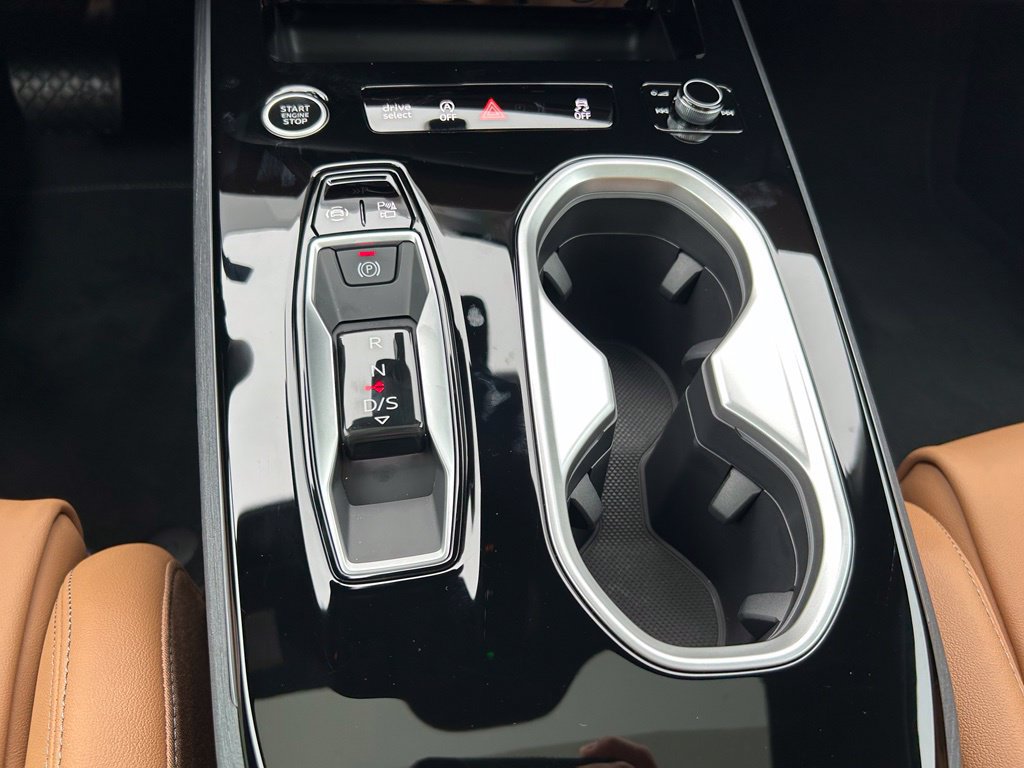 New 2026 Audi A6 Premium Plus AWD/4WD image 38