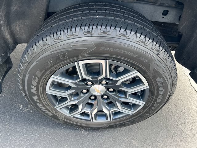 Certified 2024 Chevrolet Colorado LT w/ LT Convenience Package III AWD/4WD image 26