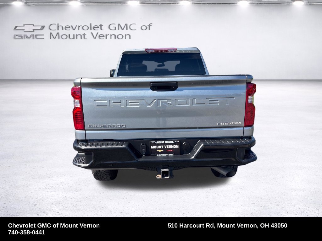 Used 2024 Chevrolet Silverado 2500 Custom AWD/4WD image 4