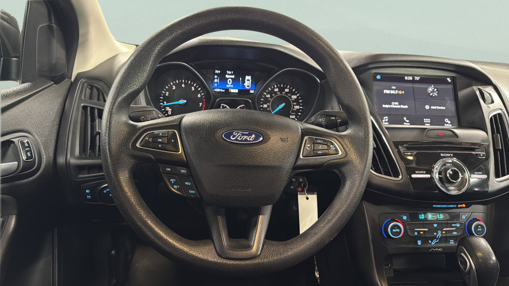 Used 2018 Ford Focus SEL image 38