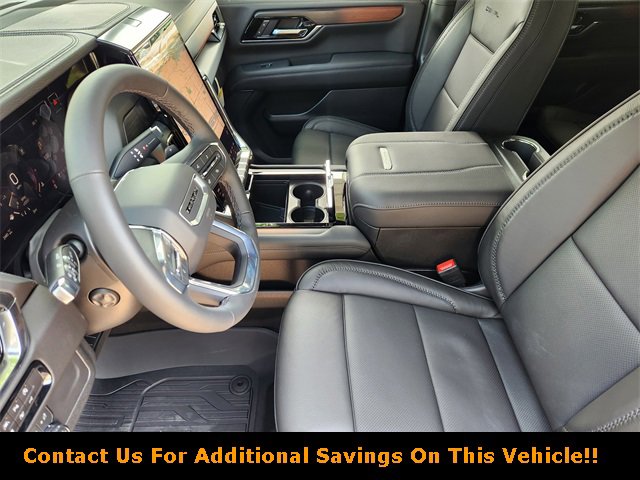 New 2026 GMC Yukon XL Denali w/ Sun & Power Step Package image 9