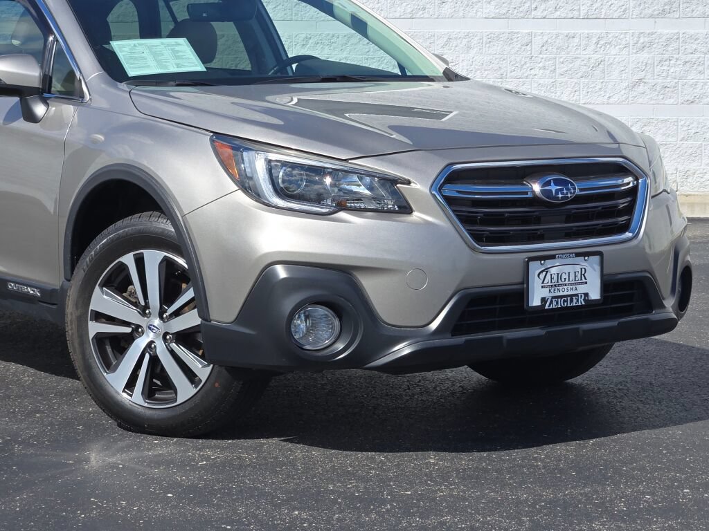 Used 2019 Subaru Outback 2.5i Limited w/ Protection Package #1 AWD/4WD image 2