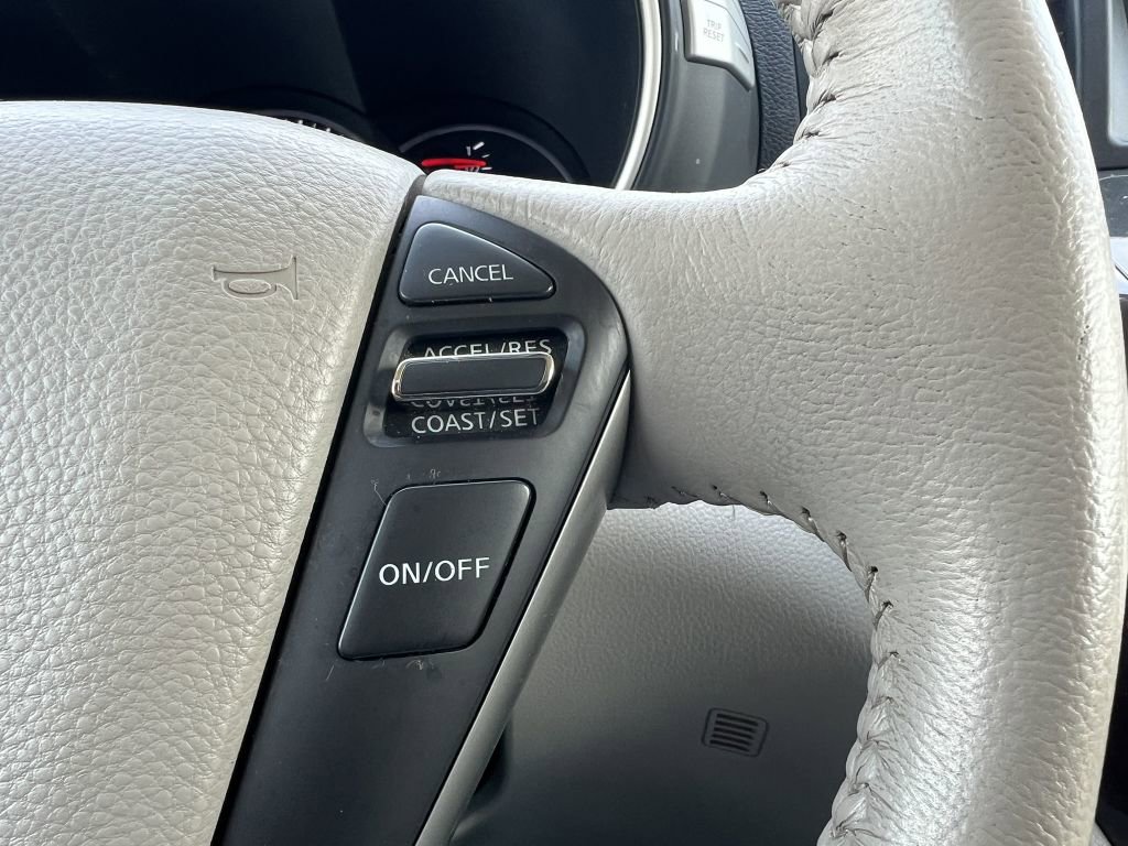Used 2015 Nissan Quest SL FWD image 5