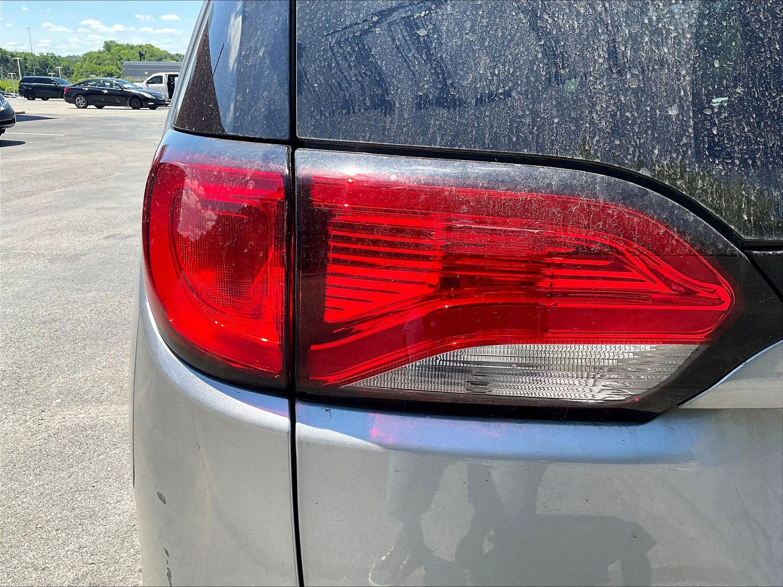 Used 2019 Chrysler Pacifica Touring Plus w/ Advanced Safetytec Group FWD image 33