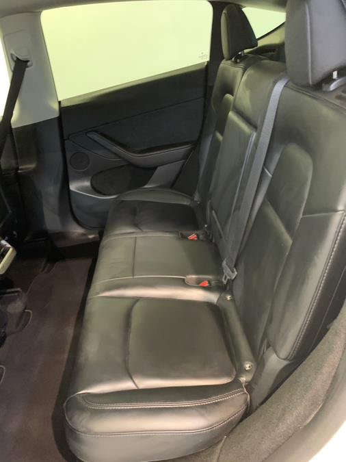Used 2022 Tesla Model Y Long Range AWD/4WD image 11