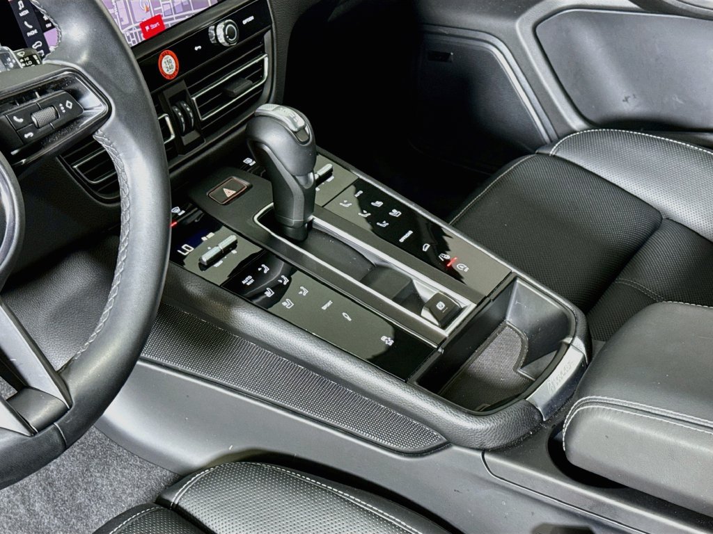 Certified 2026 Porsche Macan S AWD/4WD image 21