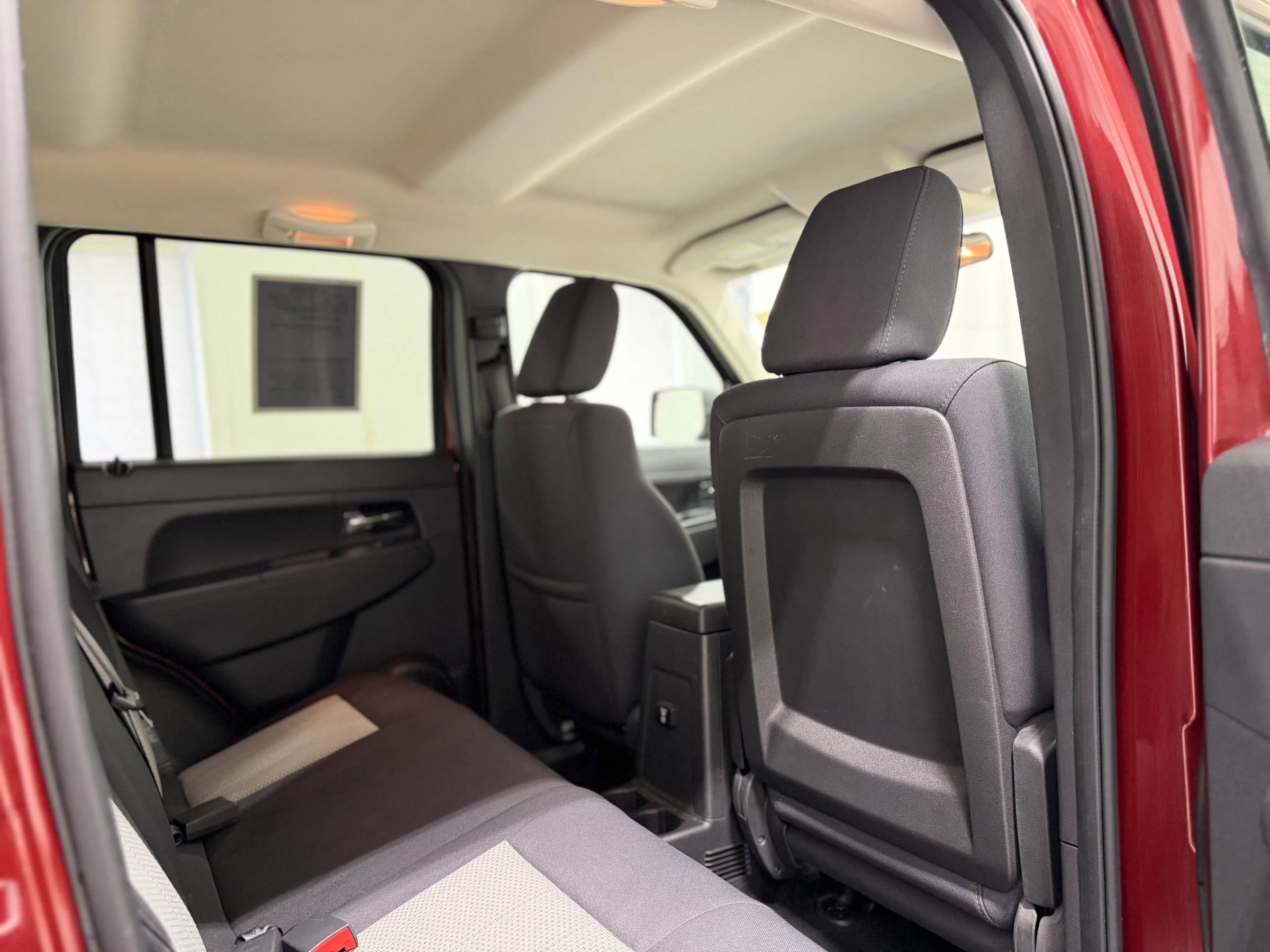 Used 2009 Jeep Liberty Sport w/ Popular Equipment Group AWD/4WD image 28