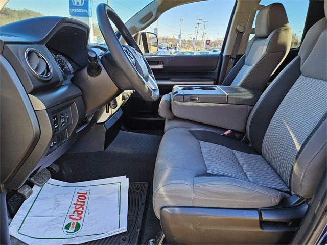 Used 2015 Toyota Tundra SR image 8