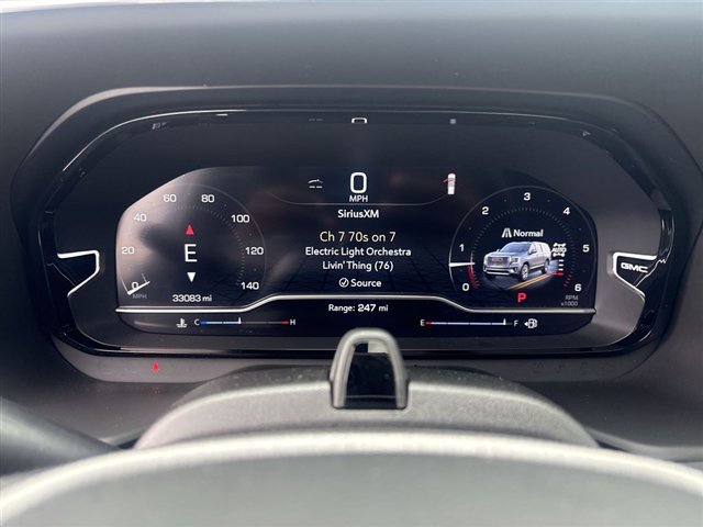 Certified 2023 GMC Yukon Denali Ultimate AWD/4WD image 11