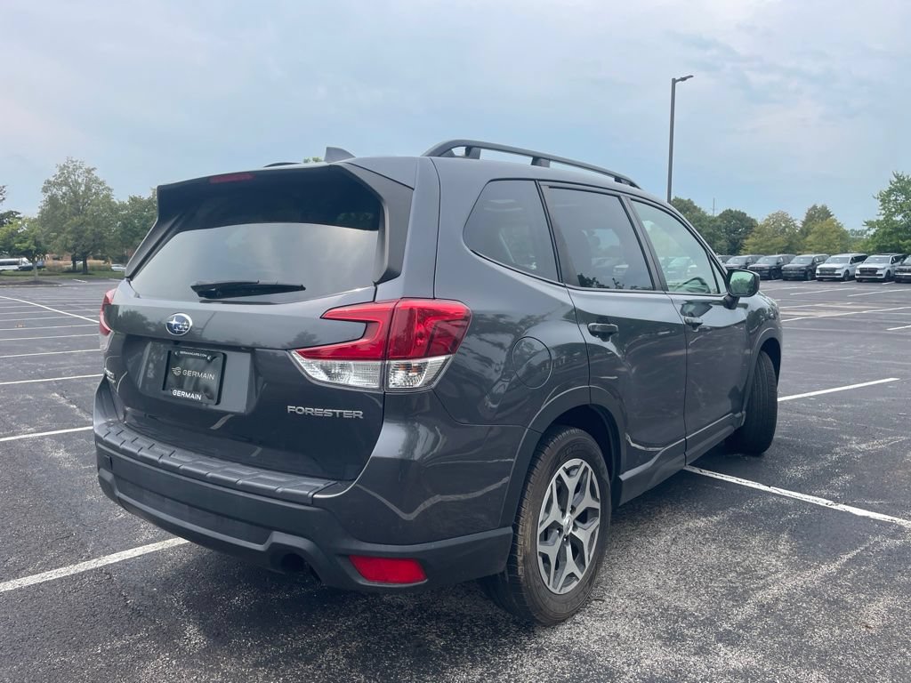 Used 2022 Subaru Forester Premium AWD/4WD image 5