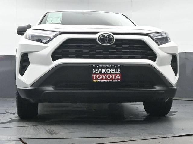 Used 2023 Toyota RAV4 LE AWD/4WD image 35