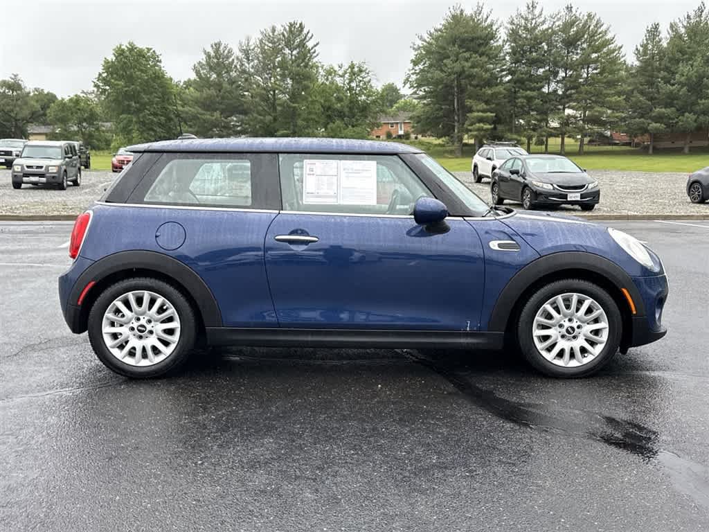 Used 2014 MINI Cooper 2-Door Hardtop FWD image 2