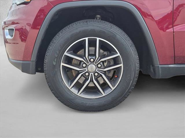 Used 2019 Jeep Grand Cherokee Limited AWD/4WD image 25