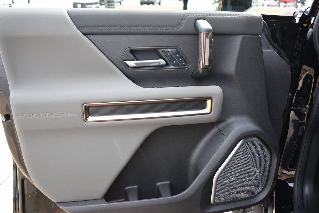 New 2025 GMC Hummer EV 2X image 11