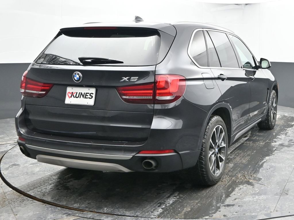 Used 2017 BMW X5 xDrive35i image 9