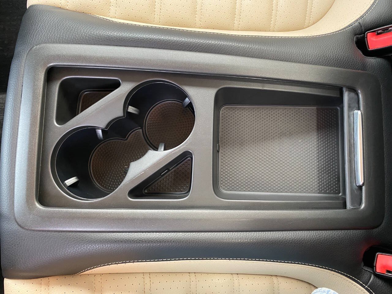 Used 2010 Volkswagen CC Sport FWD image 23