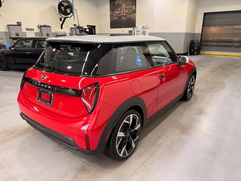 Certified 2025 MINI Cooper S FWD image 6