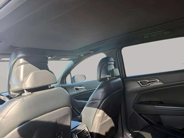 Used 2023 Kia Sportage X-Line w/ X-Line Premium Package AWD/4WD image 7