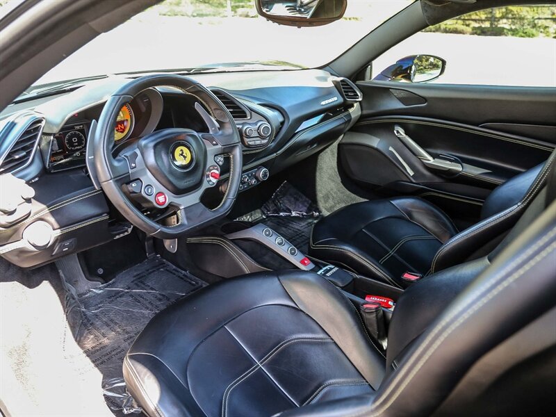 Used 2016 Ferrari 488 GTB RWD image 29