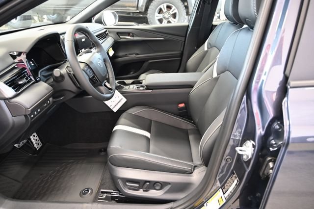 New 2026 Toyota Camry SE FWD image 10