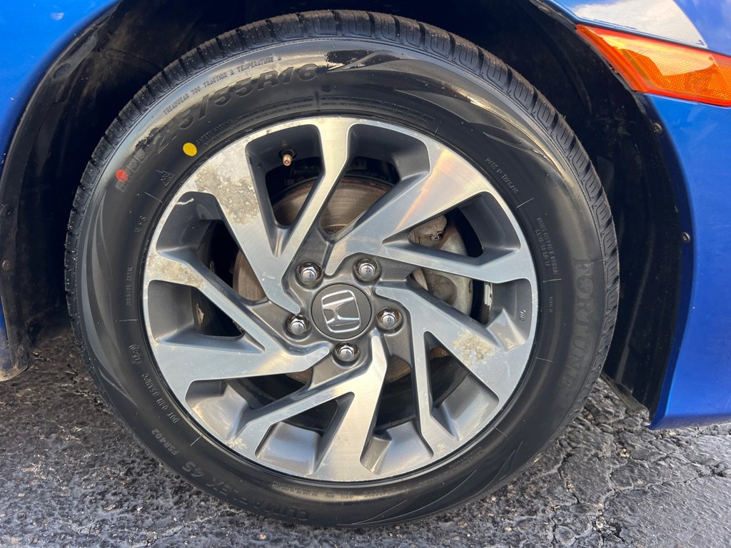 Used 2018 Honda Civic EX image 40