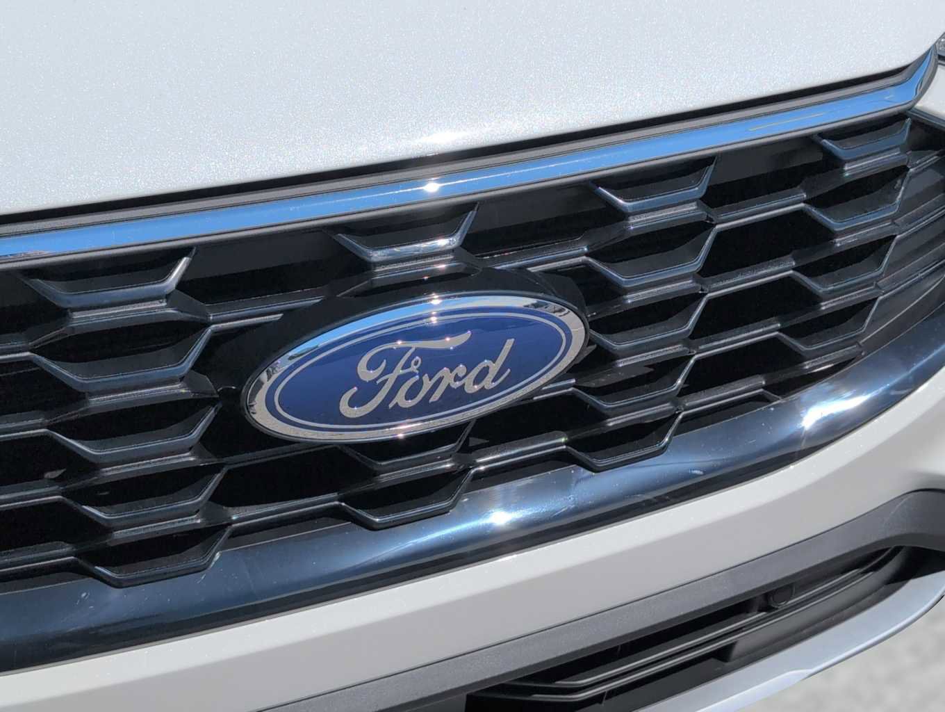 New 2026 Ford Escape ST-Line image 4