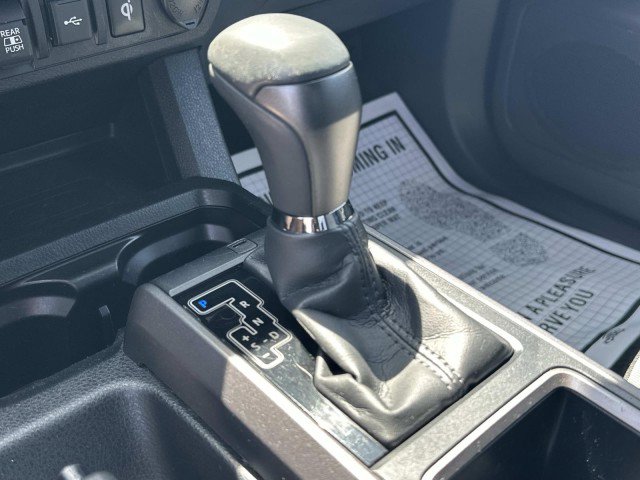 Used 2023 Toyota Tacoma TRD Off-Road w/ Technology Package AWD/4WD image 30