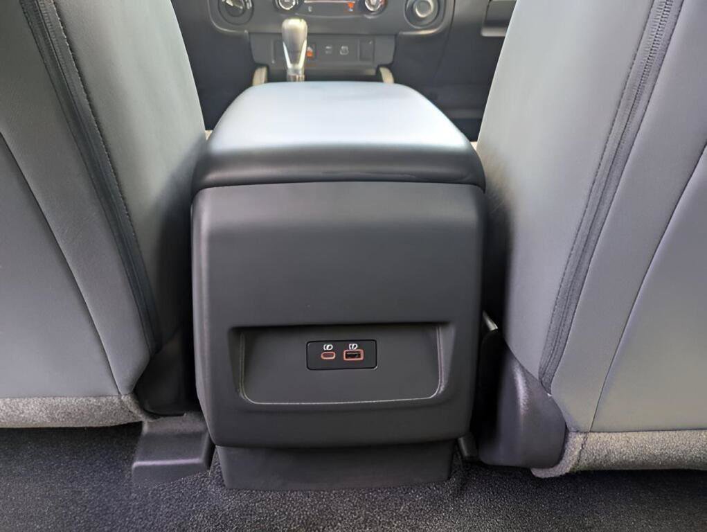 Used 2025 Nissan Frontier SV AWD/4WD image 22