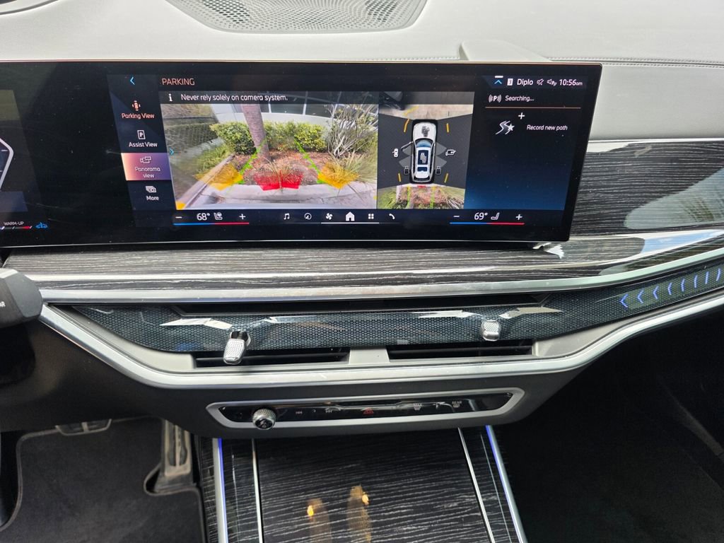 Certified 2024 BMW X7 xDrive40i w/ M Sport Package AWD/4WD image 23