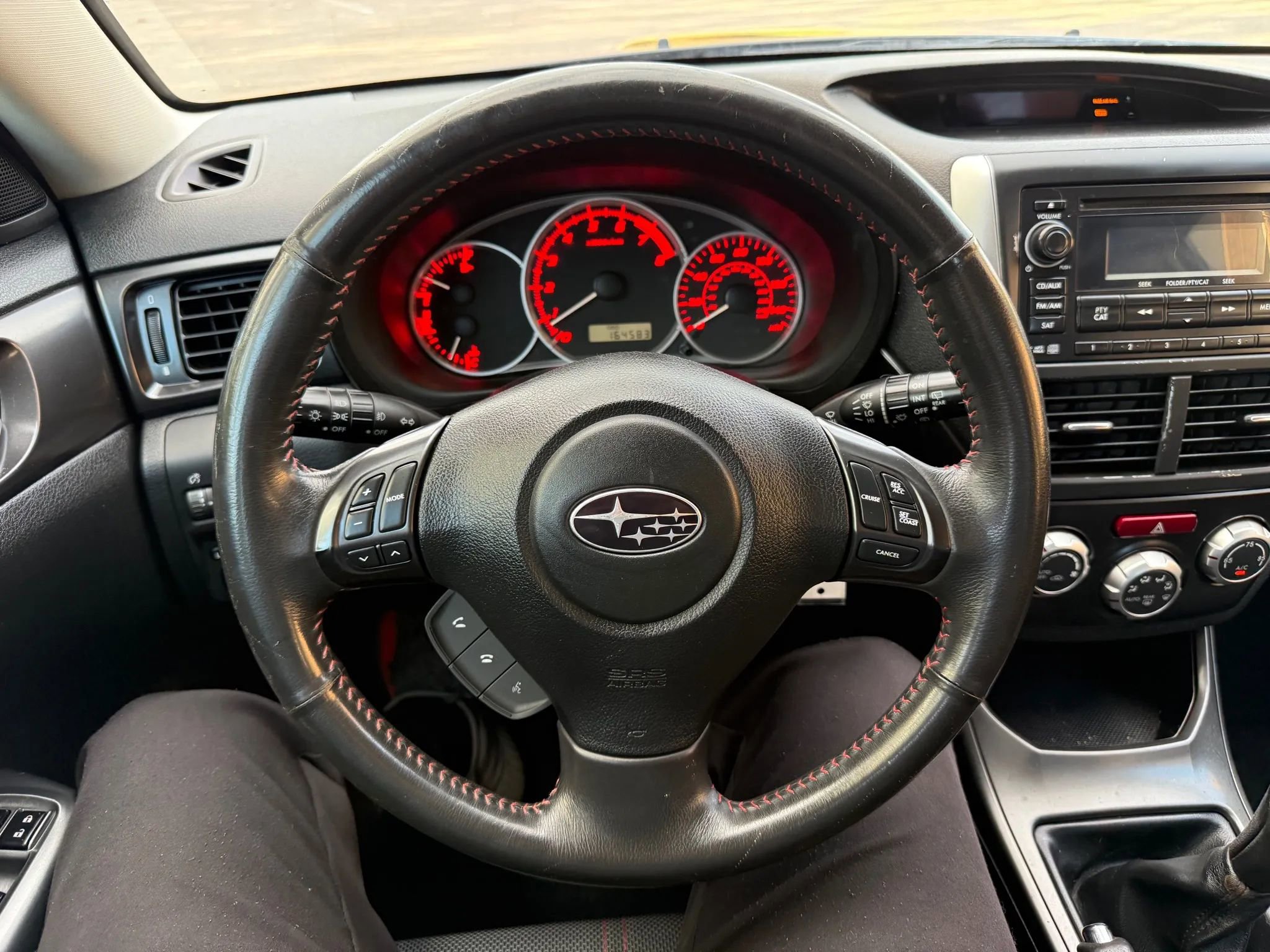 Used 2011 Subaru Impreza WRX Premium image 15