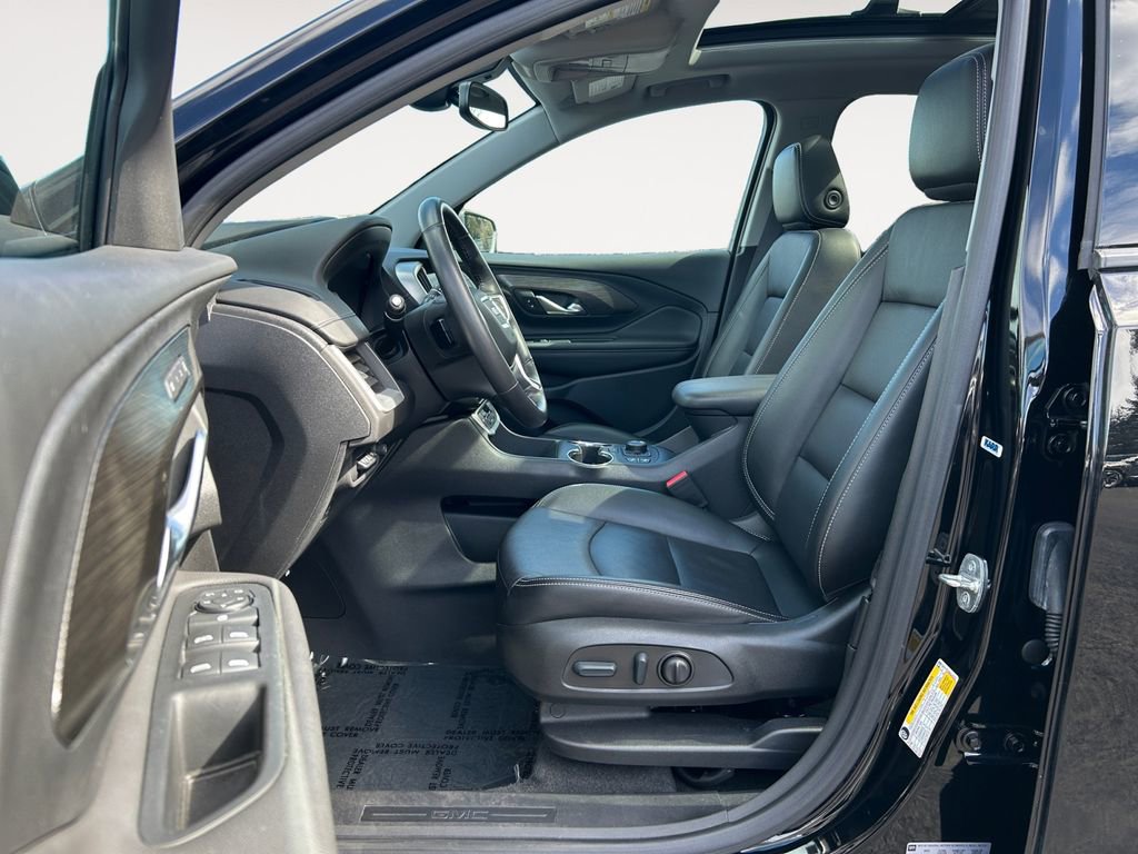 Used 2022 GMC Terrain SLT w/ Infotainment Package II image 15