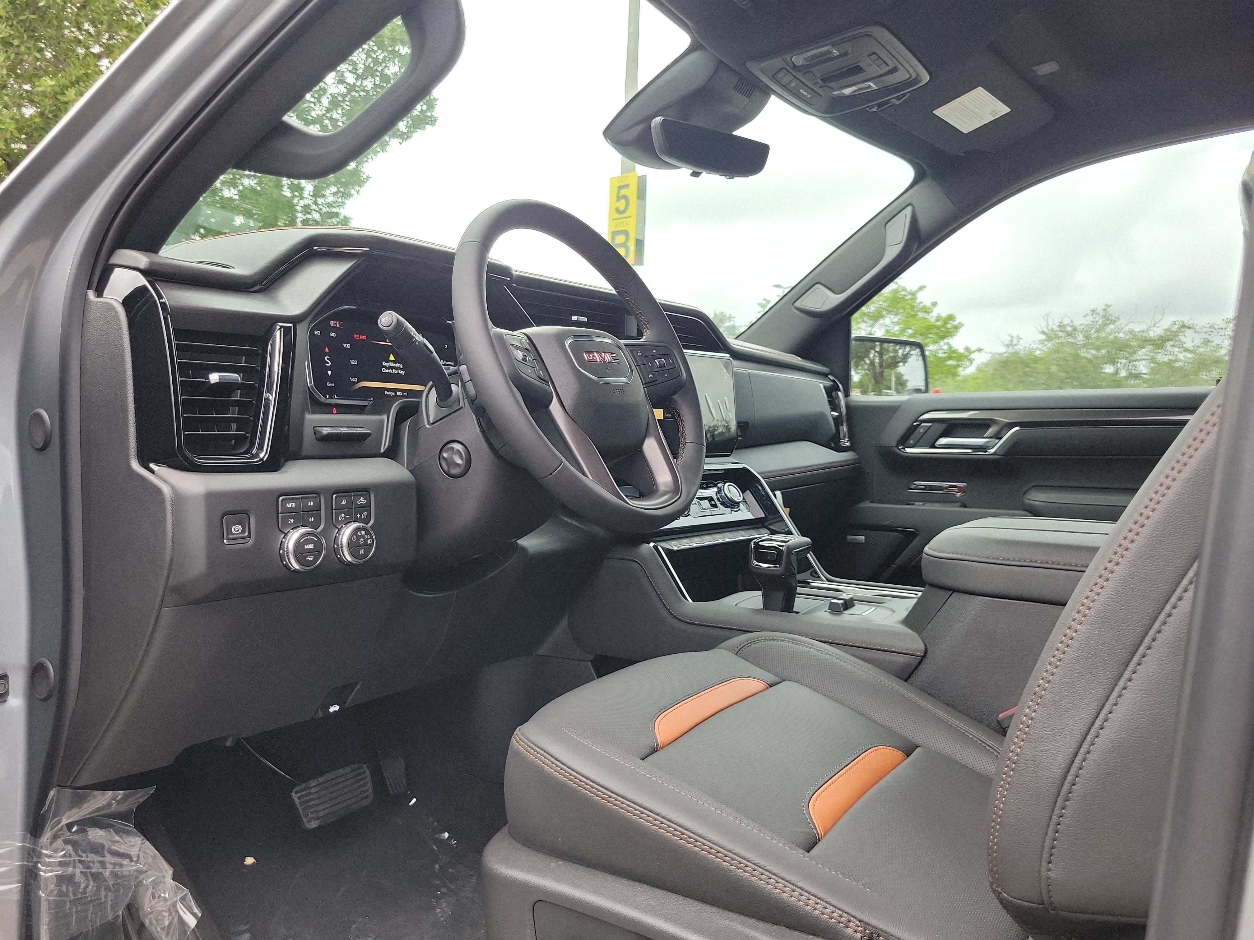 New 2026 GMC Sierra 1500 AT4 w/ AT4 Premium Package AWD/4WD image 7