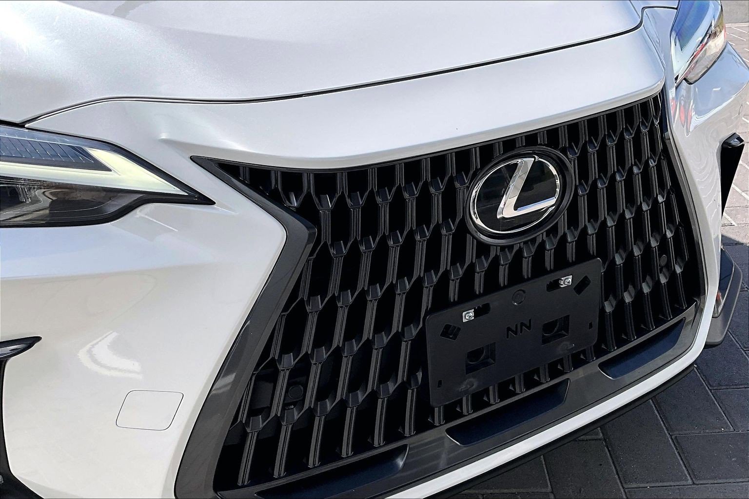 Used 2025 Lexus NX 350h 350h Premium image 30