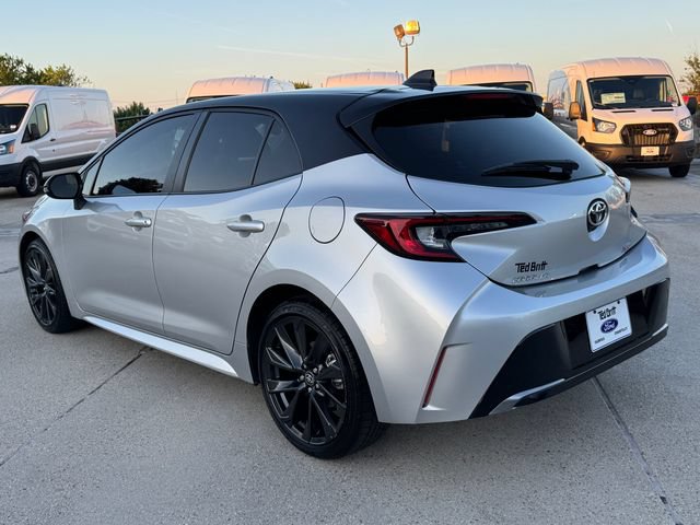 Used 2025 Toyota Corolla XSE FWD image 7