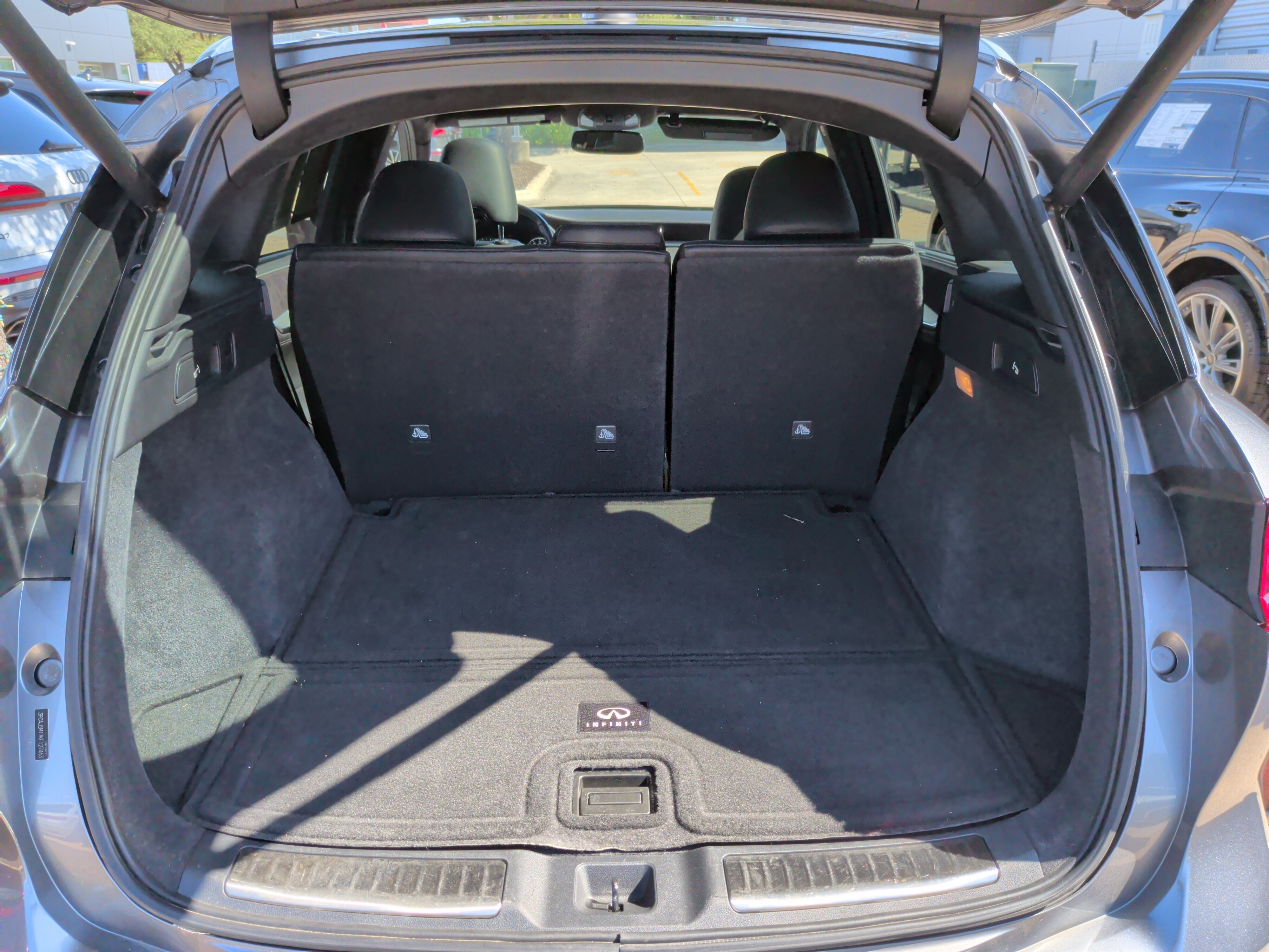 Used 2019 INFINITI QX50 Essential w/ Sensory Package FWD image 33