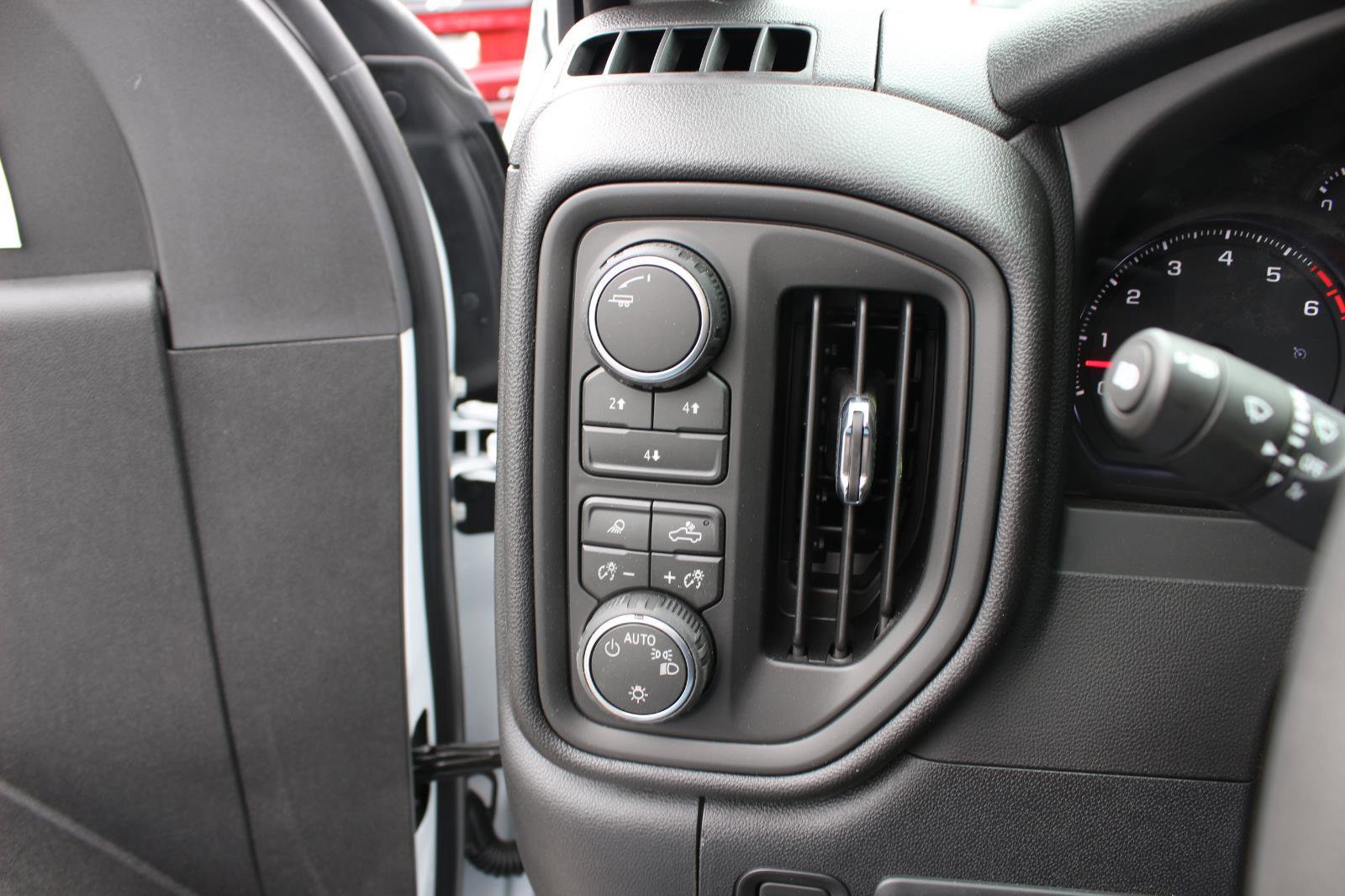 New 2026 Chevrolet Silverado 2500 W/T w/ WT Convenience Package AWD/4WD image 21