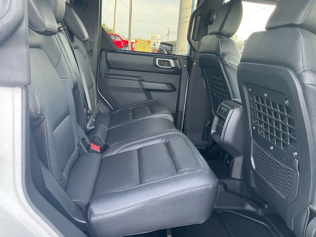 New 2026 Ford Bronco Badlands image 13