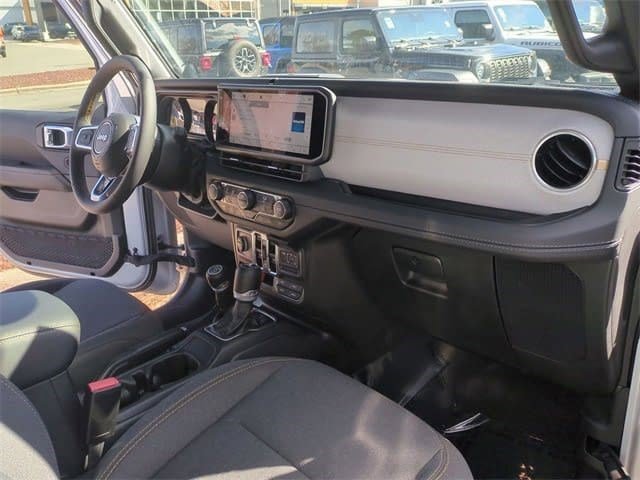 Used 2024 Jeep Wrangler Sahara w/ Safety Group image 22