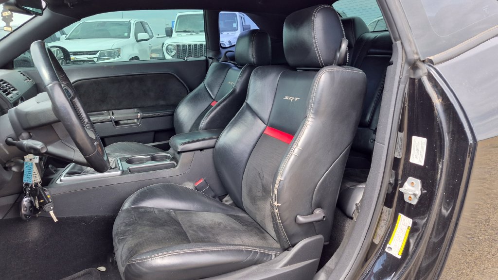 Used 2009 Dodge Challenger SRT8 w/ SRT Option Group II RWD image 13