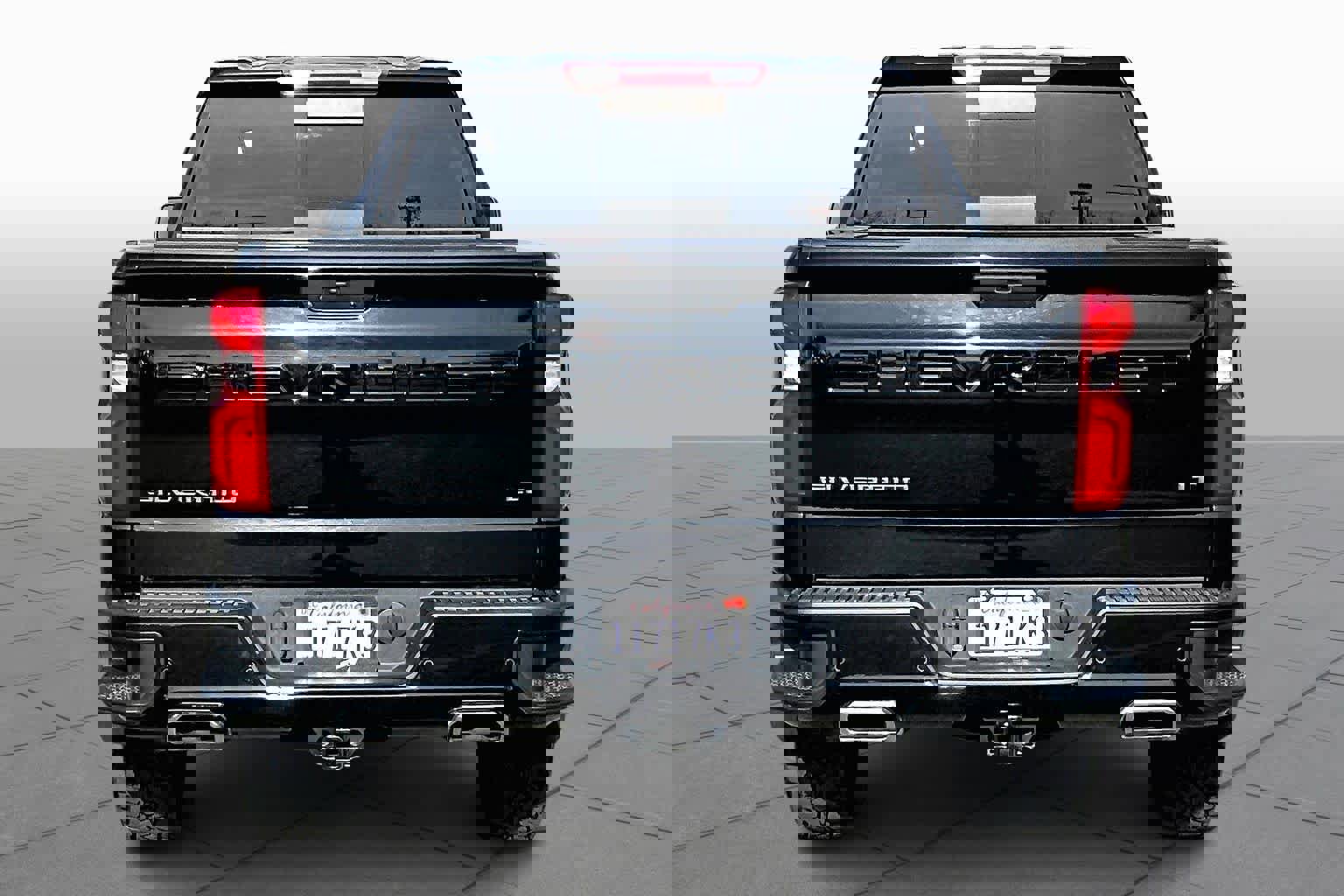 Used 2021 Chevrolet Silverado 1500 LT Trail Boss w/ Convenience Package II image 4