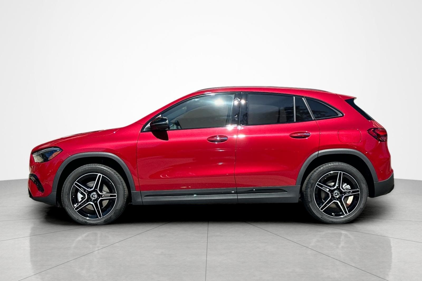 New 2026 Mercedes-Benz GLA 250 image 2